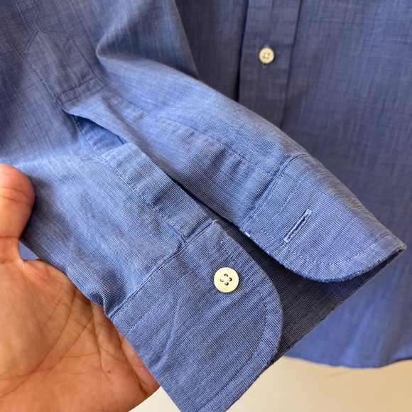 Brooks Brothers Basics Sz 16.5 - 35 Blue Button Down Dress Shirt Chest Pocket - Picture 6 of 7